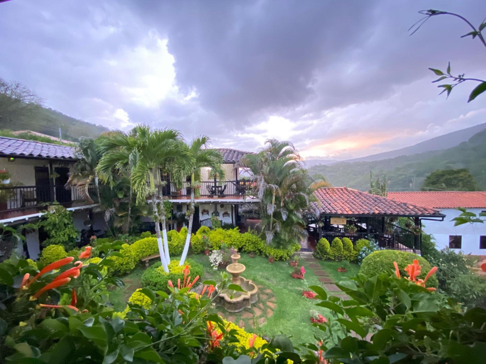 Hotel Campestre Casona Del Camino Real سان جيل المظهر الخارجي الصورة